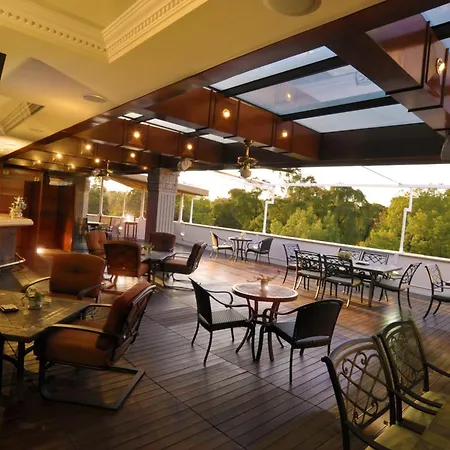 The Green Park Boutique Hotel And Grand Suites - Chapultepec Parkfront