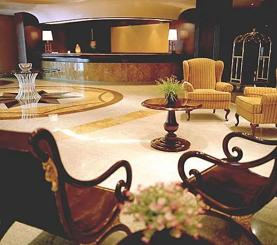 The Park Boutique And Grand - Chapultepec Parkfront Hotel 5*